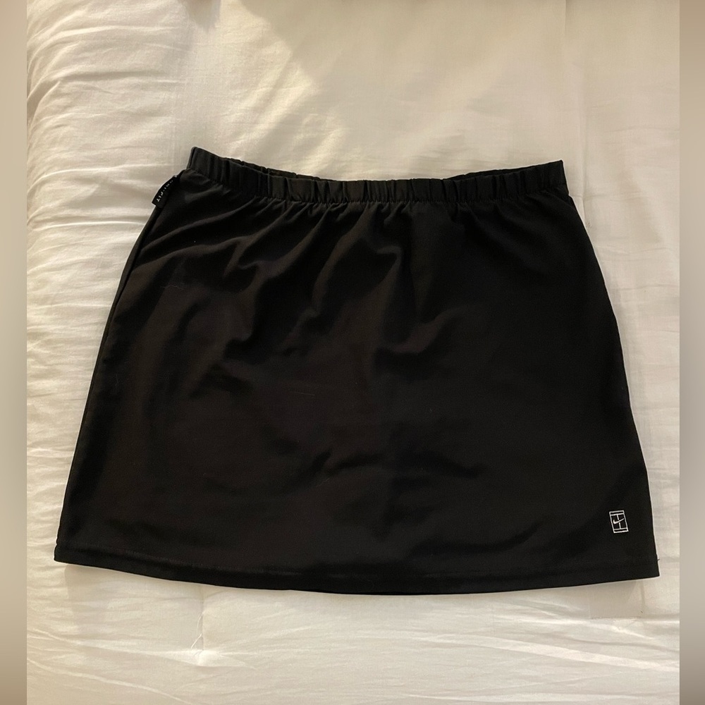 NWOT Nike Vintage Black Tennis Skirt Size XS